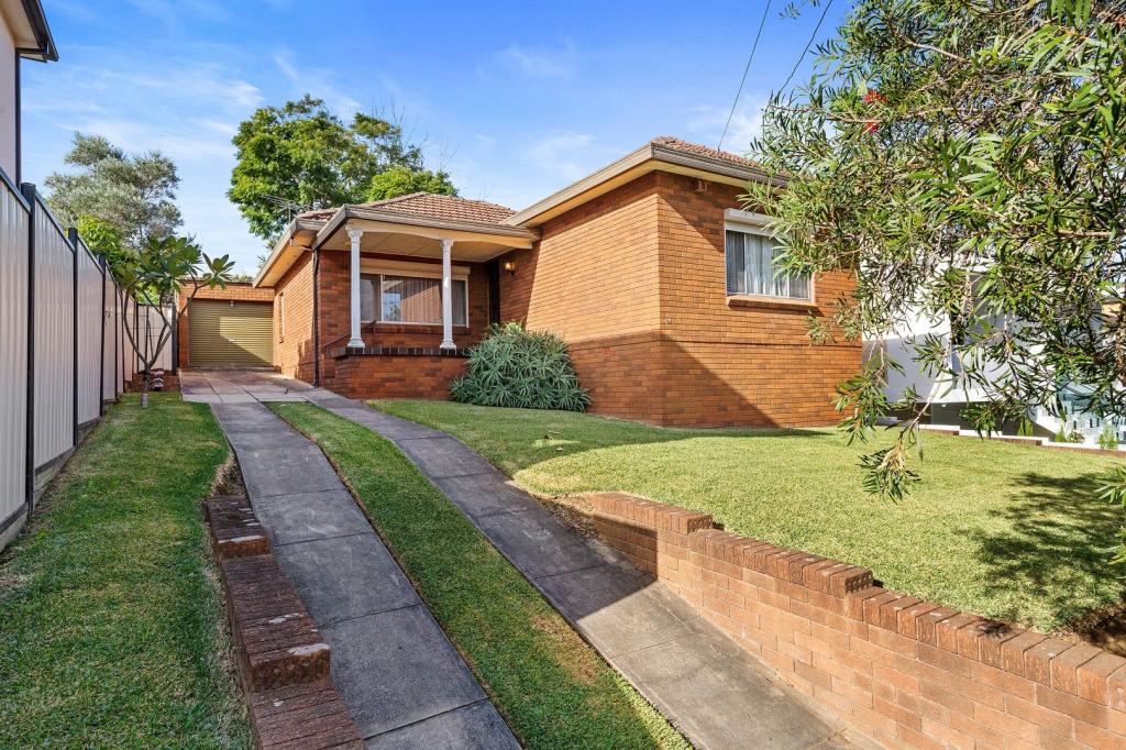 2a Springfield Ave, Roselands, NSW 2196