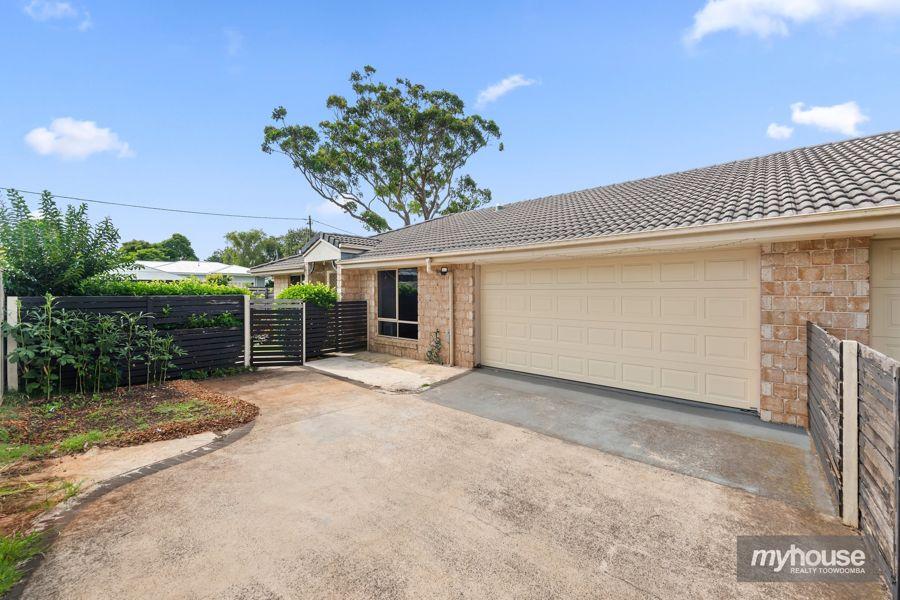 1/59 Hamilton St, Newtown, QLD 4350