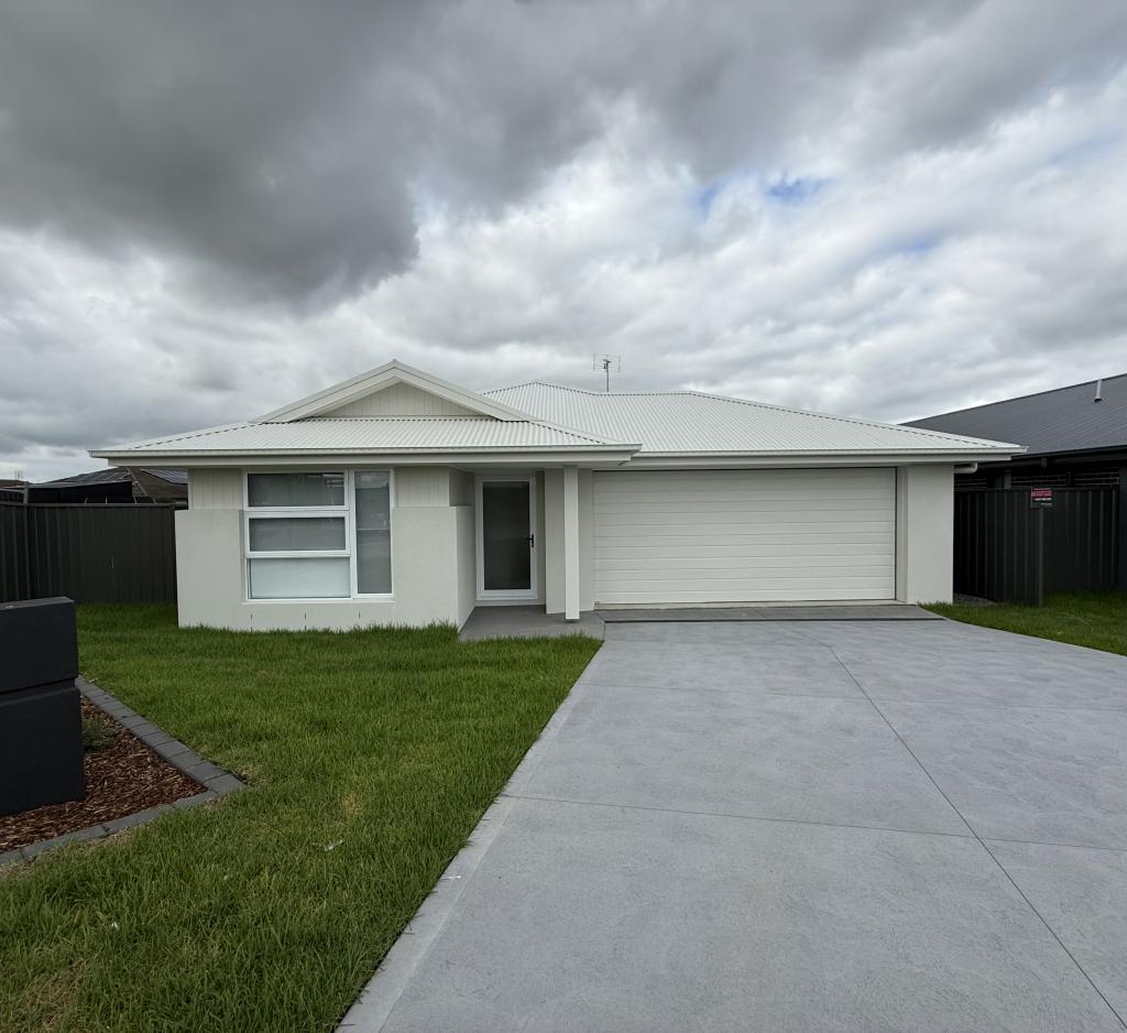 26 Marlowe Ave, Anambah, NSW 2320