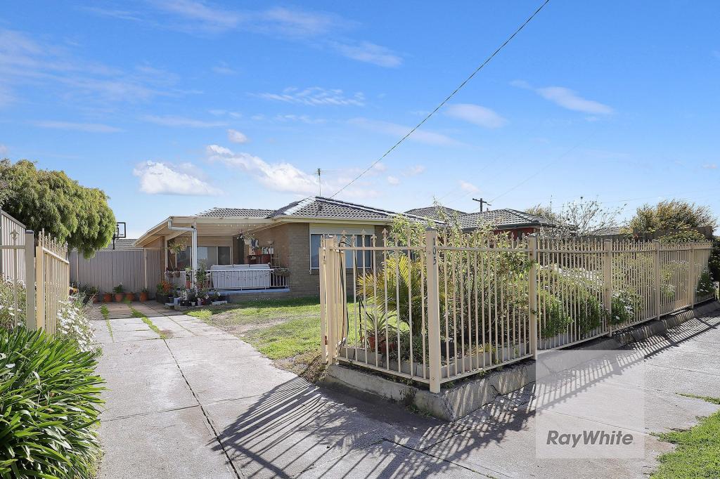 105 Lenoak St, Gladstone Park, VIC 3043