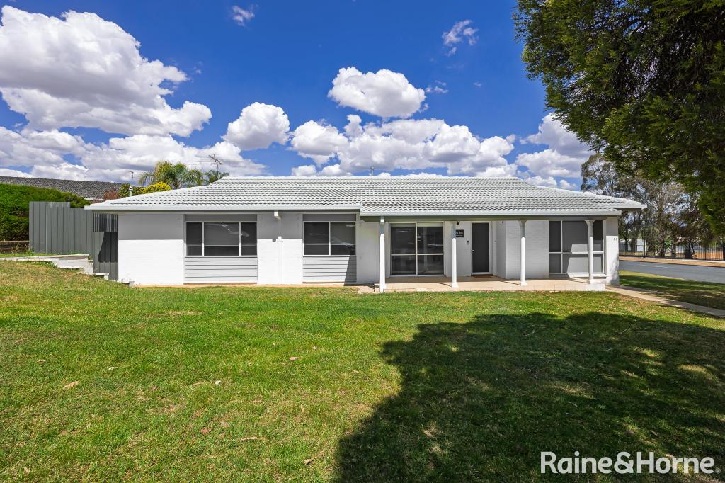 51 Fay Ave, Kooringal, NSW 2650