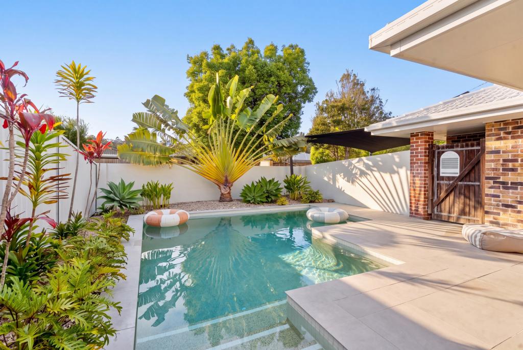 3 Holst Pl, Currumbin Waters, QLD 4223
