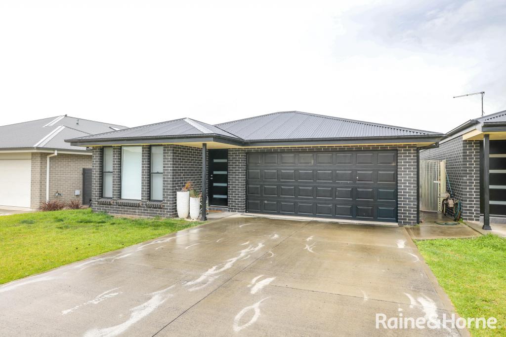 80 Emerald Dr, Kelso, NSW 2795