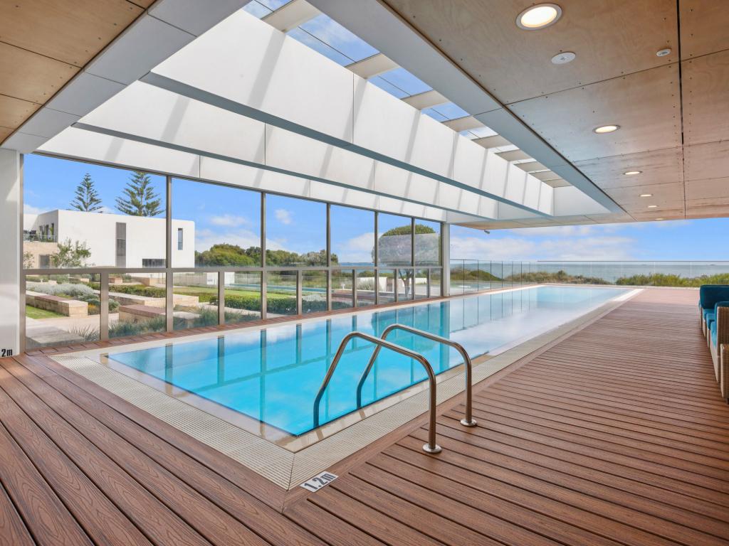 4/21 Ocean Dr, North Coogee, WA 6163