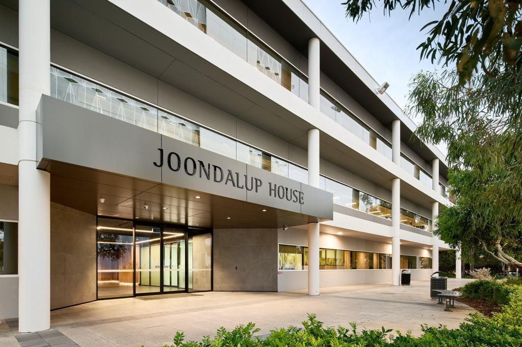 8 DAVIDSON TCE, JOONDALUP, WA 6027