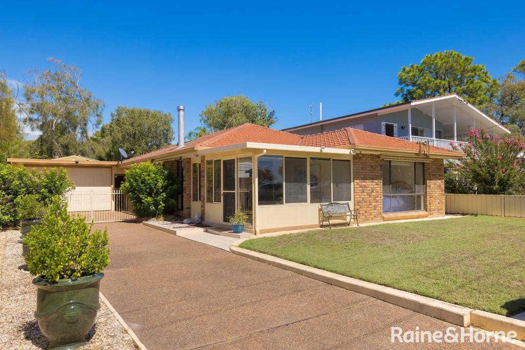 29 Cook Pde, Lemon Tree Passage, NSW 2319