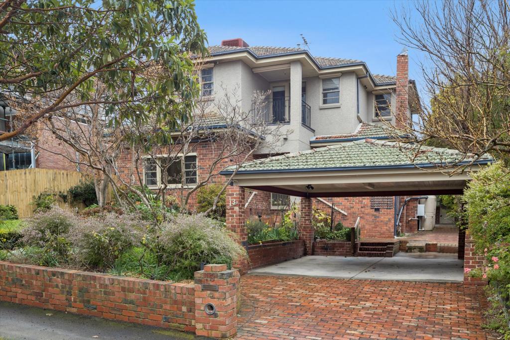 13 Staughton Rd, Glen Iris, VIC 3146