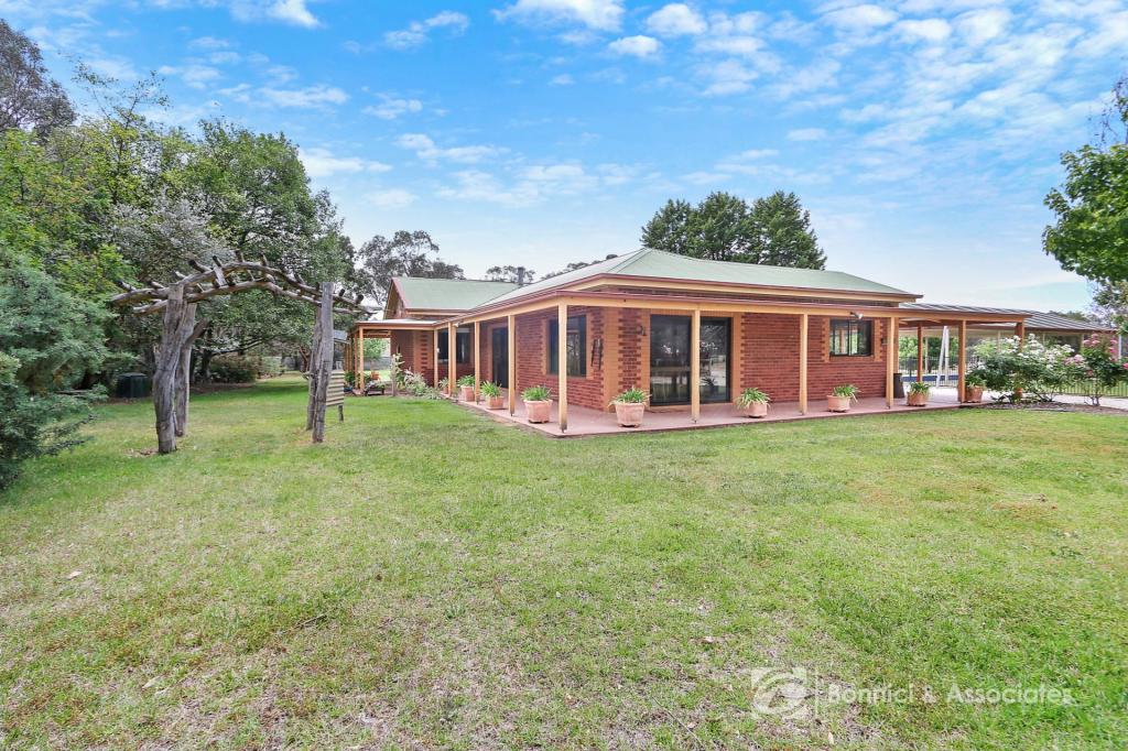 27 Settlers Rd, Chiltern, VIC 3683