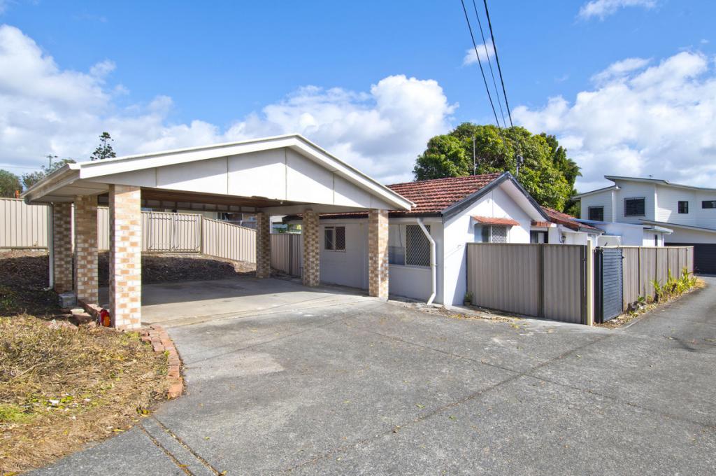 1/46 Harris St, Labrador, QLD 4215