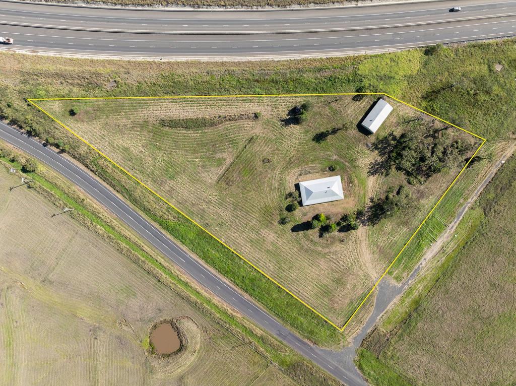 395 Hermitage Rd, Gowrie Junction, QLD 4352