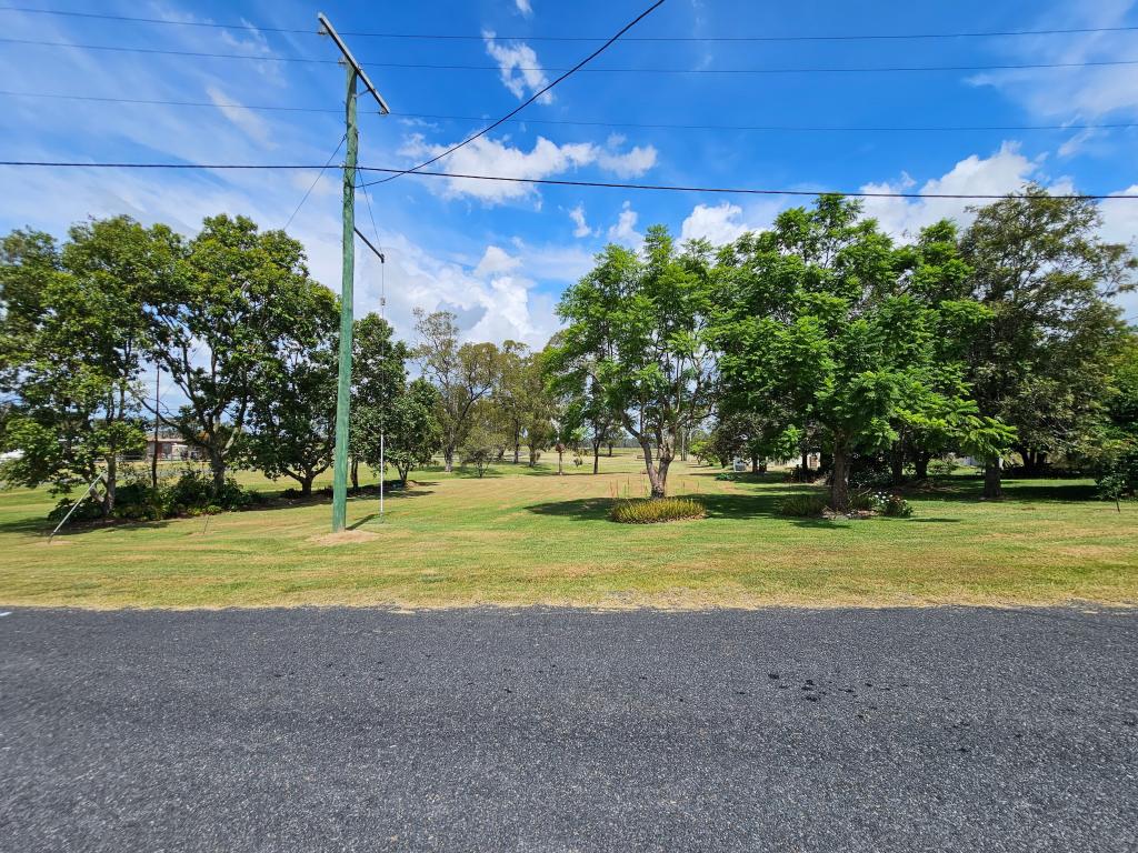 3 PINE ST, MULGILDIE, QLD 4630