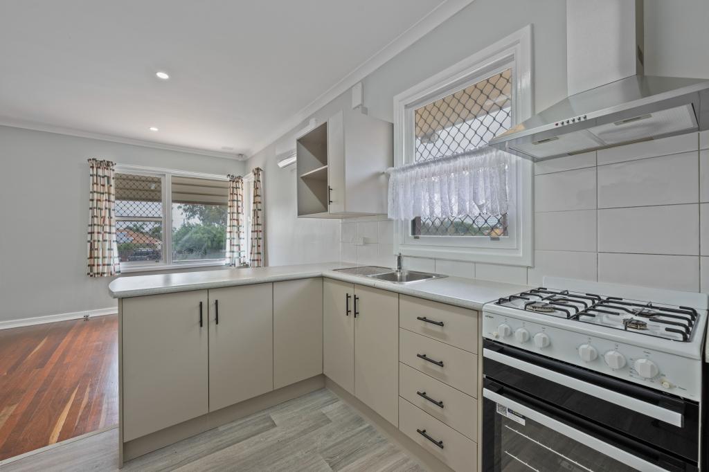 10 Felicia St, Rangeway, WA 6530