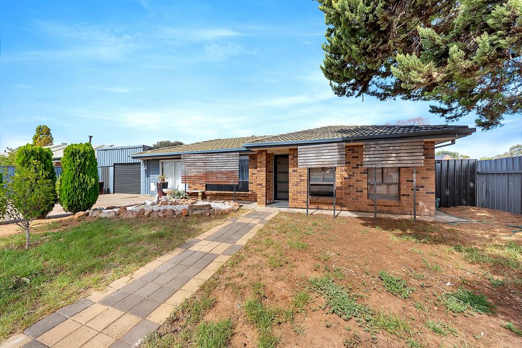 24 Hall Cres, Burton, SA 5110