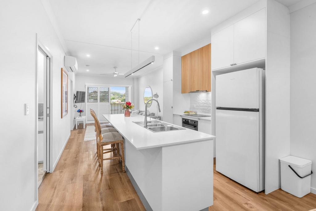 6/10 MICHIGAN WAY, ANDERGROVE, QLD 4740