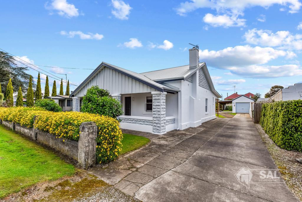 8 DERRINGTON STREET, MOUNT GAMBIER, SA 5290