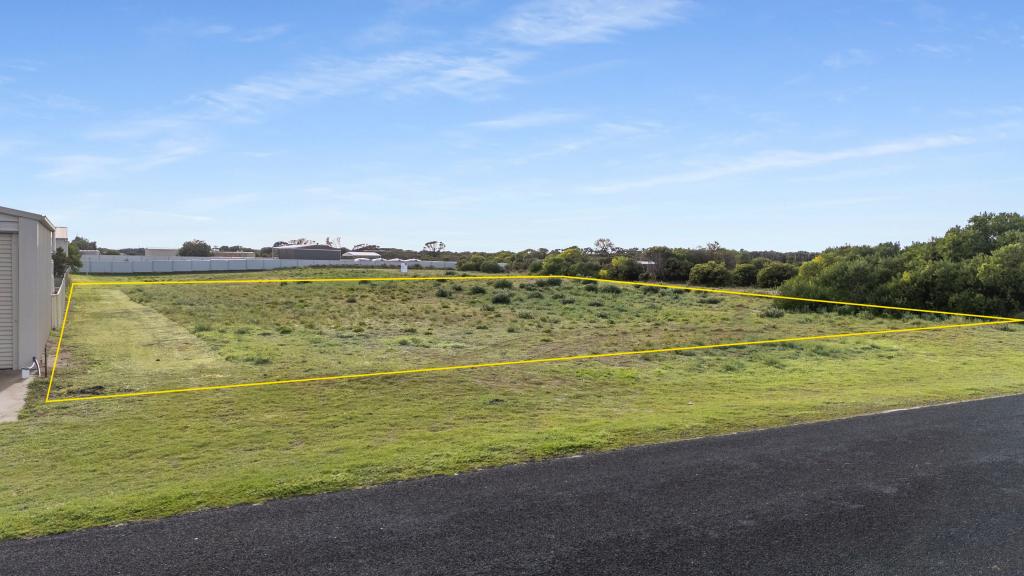 56 Tenth Ave, Pinks Beach, SA 5275