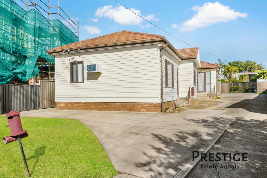 13 Hiland Cres, Smithfield, NSW 2164