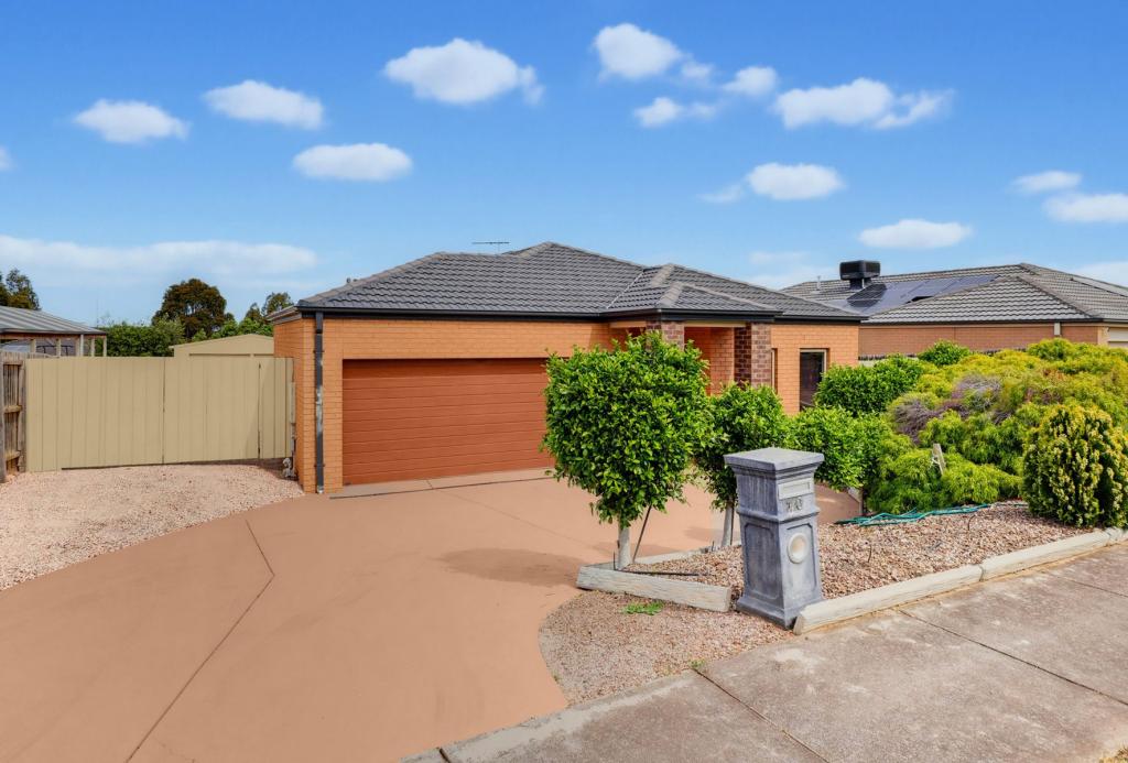 10 CORREA CT, DARLEY, VIC 3340