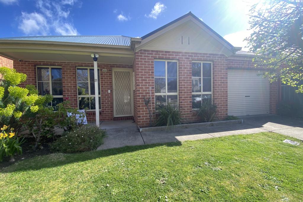 21 Parbury Ave, Lake Gardens, VIC 3355