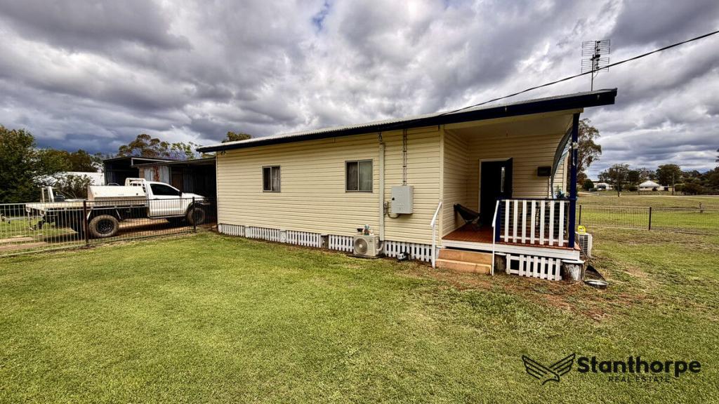 14 Kemp St, Texas, QLD 4385