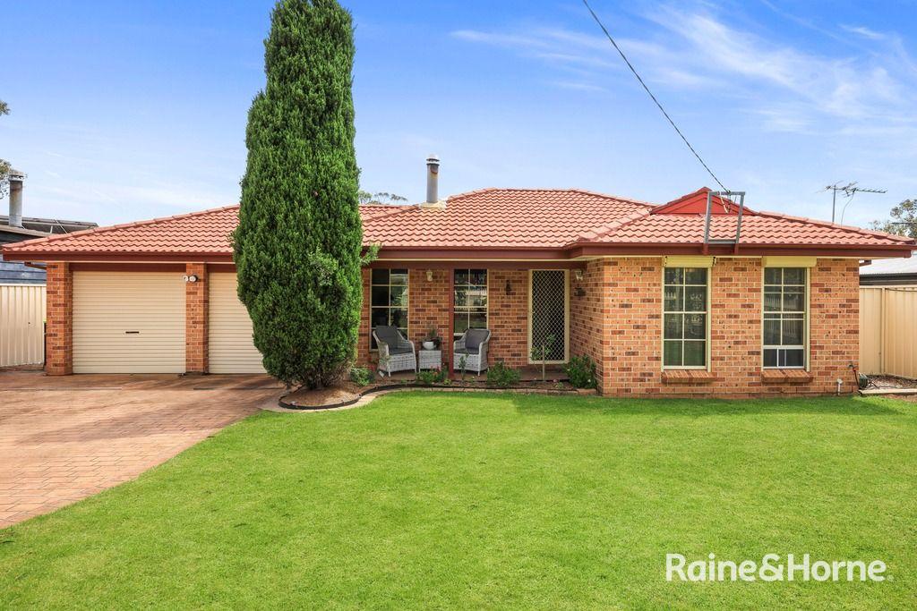 43 Ella St, Hill Top, NSW 2575