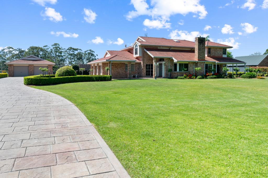 10 Forsythe Pde, Black Hill, NSW 2322