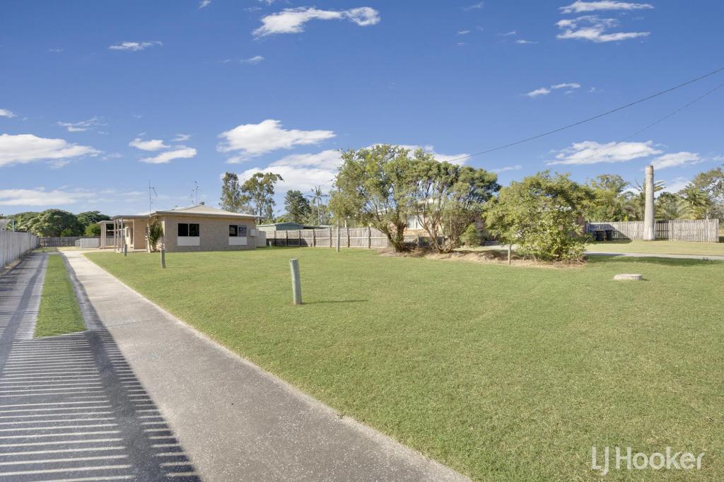 10 Kent St, Bororen, QLD 4678