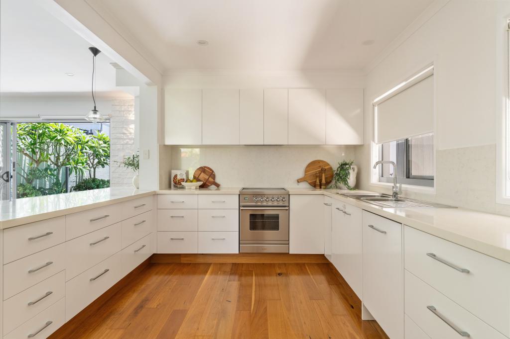 16 Santa Monica Rd, Miami, QLD 4220