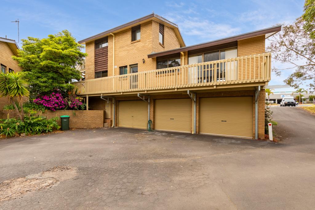 1 & 7/21 Sapphire Coast Dr, Merimbula, NSW 2548