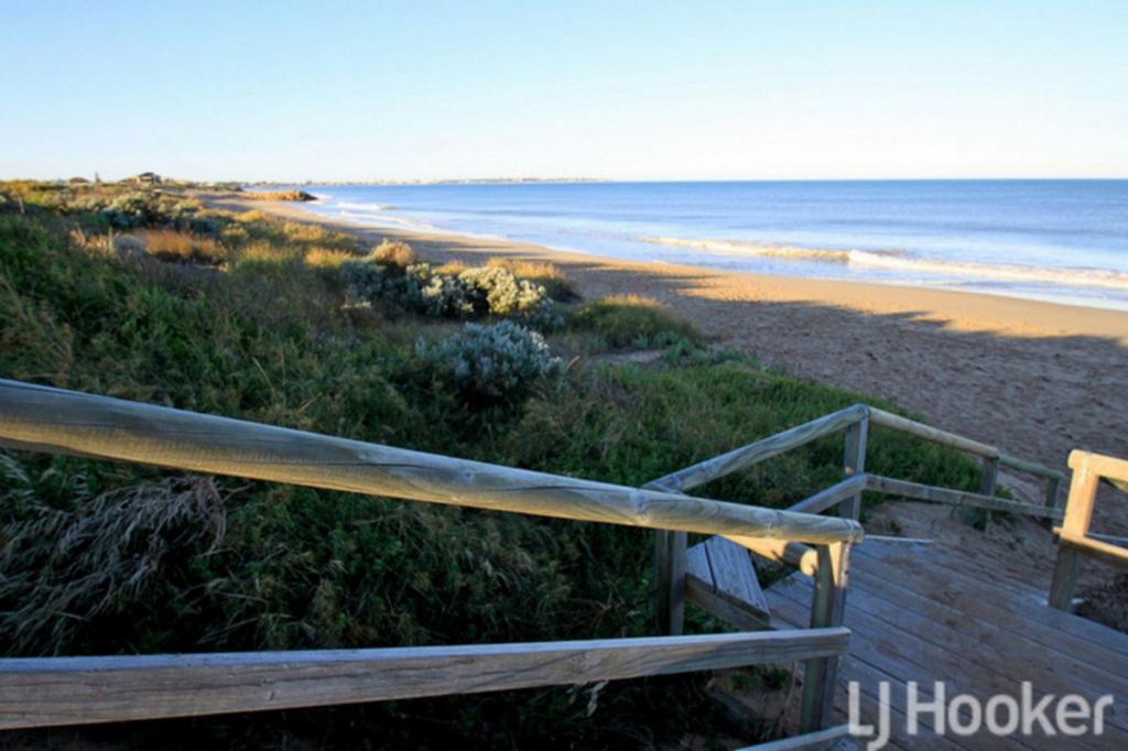 10 Lauderdale Rd, Madora Bay, WA 6210