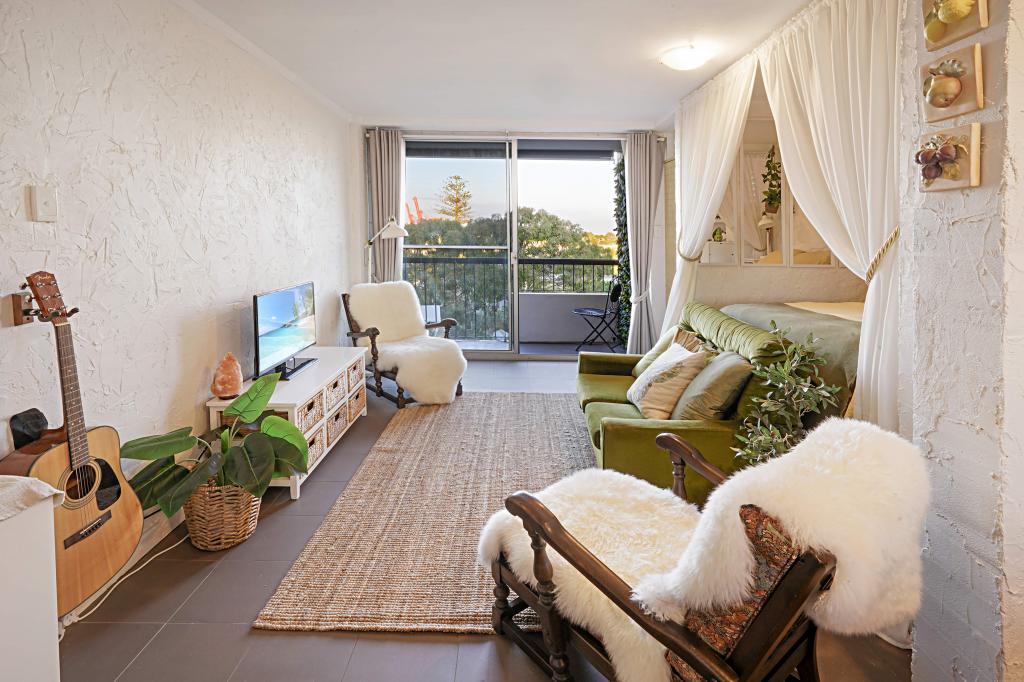31/21 Harvest Rd, North Fremantle, WA 6159