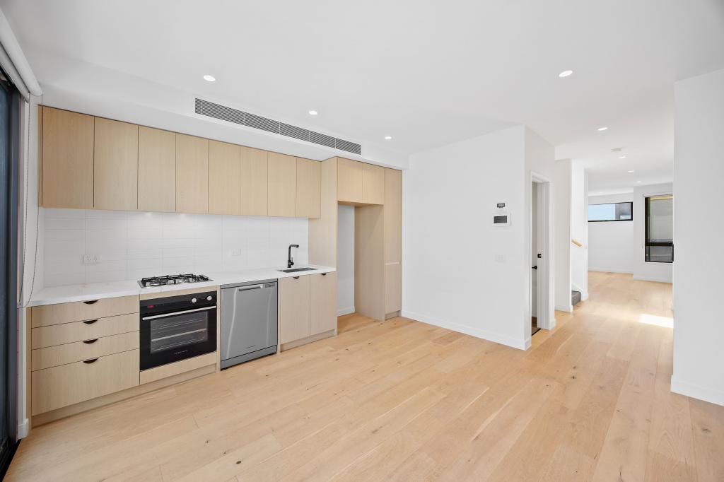 33 Amara Cct, Oakleigh South, VIC 3167