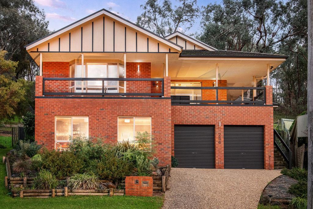 756 Hunter Ct, Glenroy, NSW 2640