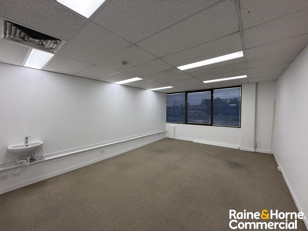 104a/161 Bigge St, Liverpool, NSW 2170