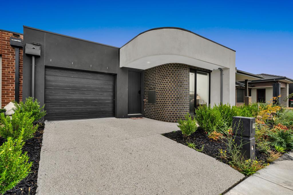 39 Patrobas Loop, Cranbourne East, VIC 3977