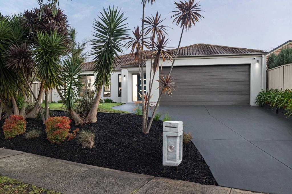 2 Bronzewing Ct, Langwarrin, VIC 3910