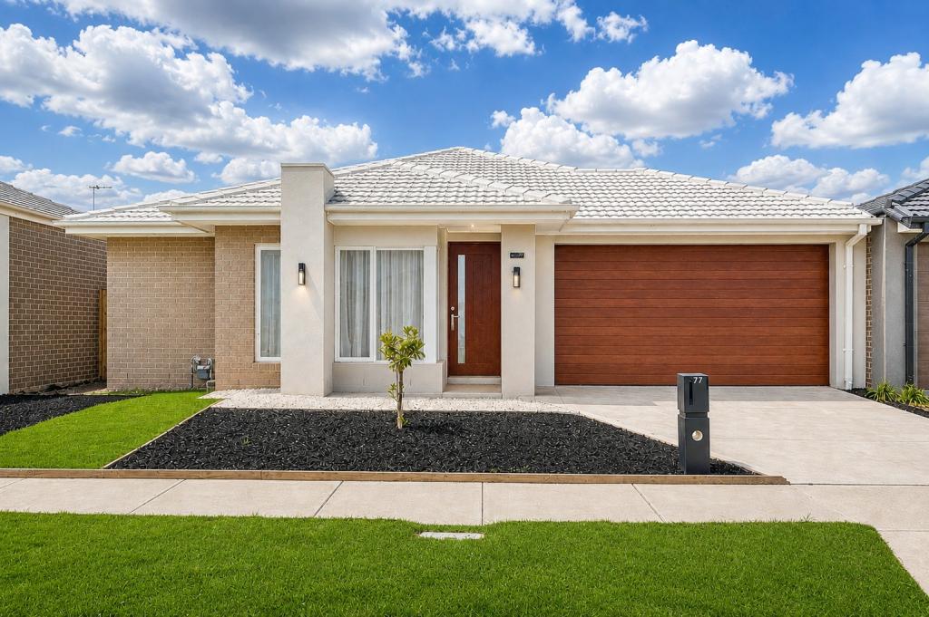 77 IMATRA LOOP, TARNEIT, VIC 3029