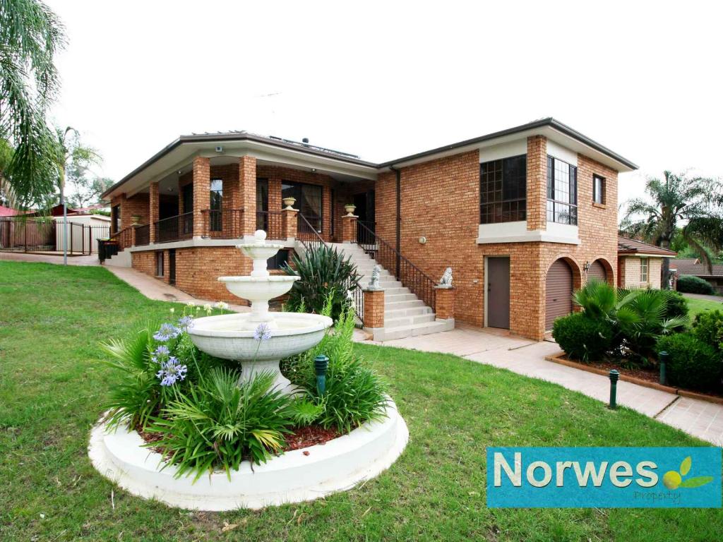 25 Coolock Cres, Baulkham Hills, NSW 2153