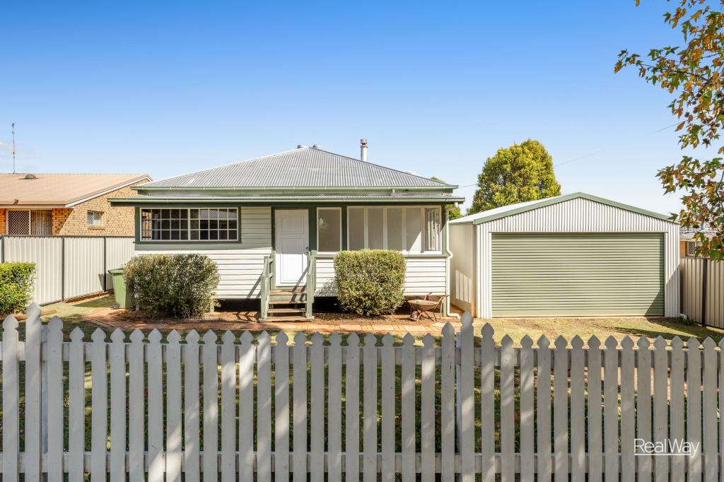 266 Alderley St, Centenary Heights, QLD 4350