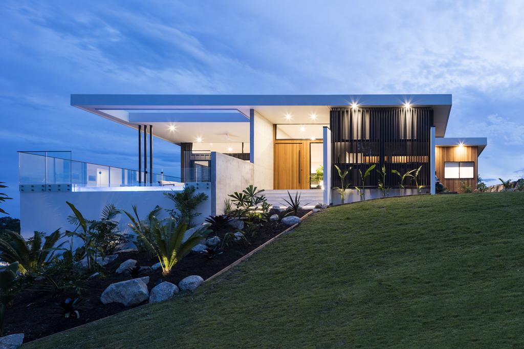 200 Palmview Forest Dr, Palmview, QLD 4553