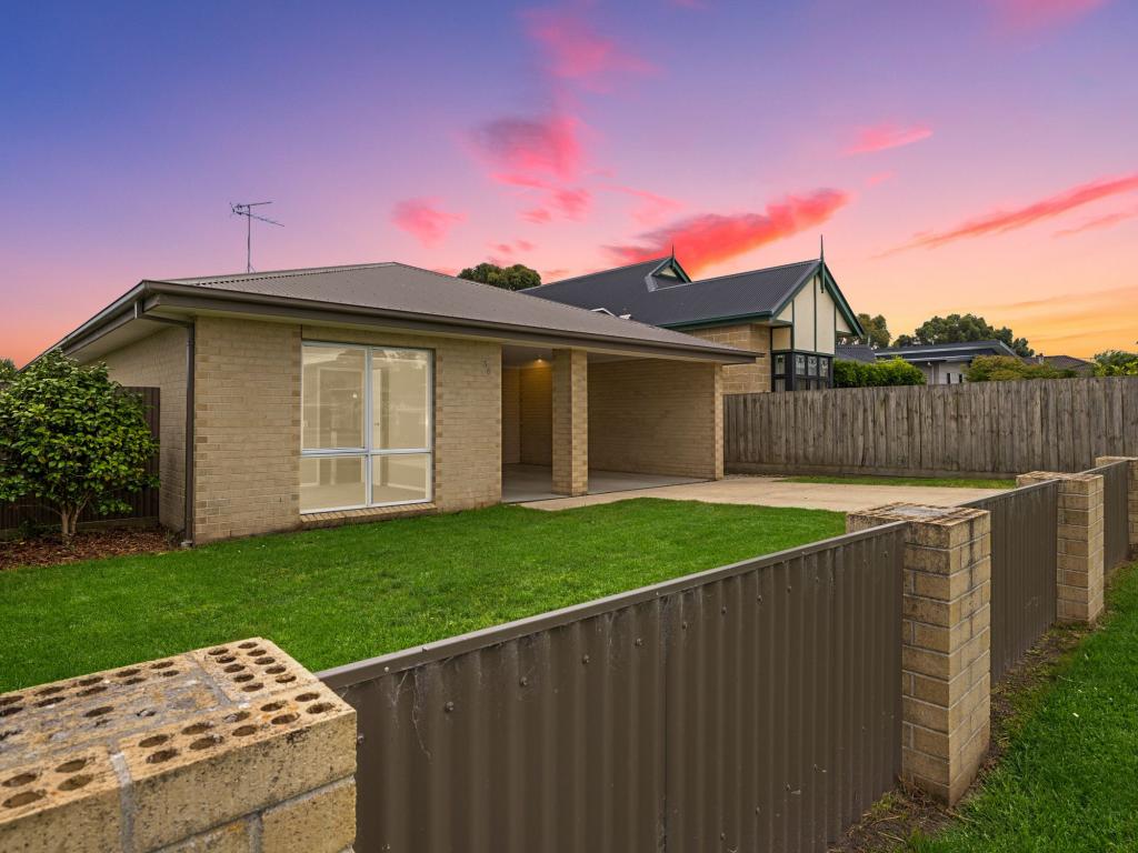 38 Walker St, Dalyston, VIC 3992