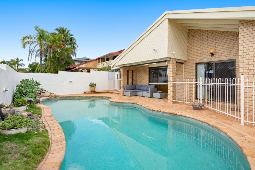 11 Bodian St, Carindale, QLD 4152