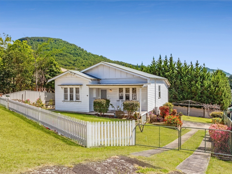 10 Parsons St, West Wollongong, NSW 2500