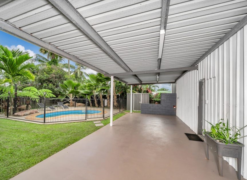 77 Bathurst Dr, Bentley Park, QLD 4869