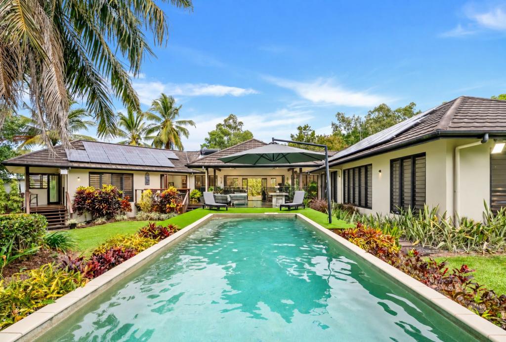 21-23 Maori Cl, Clifton Beach, QLD 4879