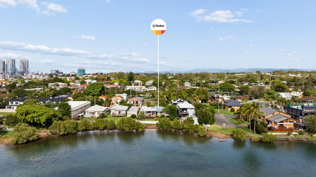4 Tuesley Easement, Southport, QLD 4215
