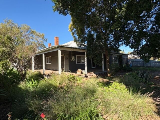 50 Hoskins St, Nyngan, NSW 2825