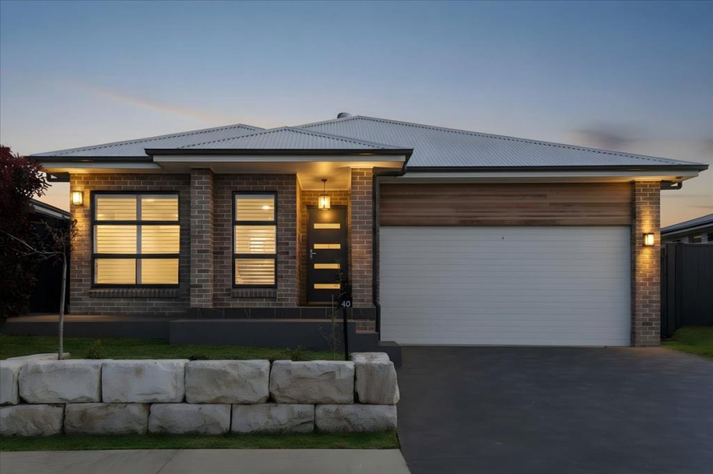 40 Roy Cres, Thirlmere, NSW 2572