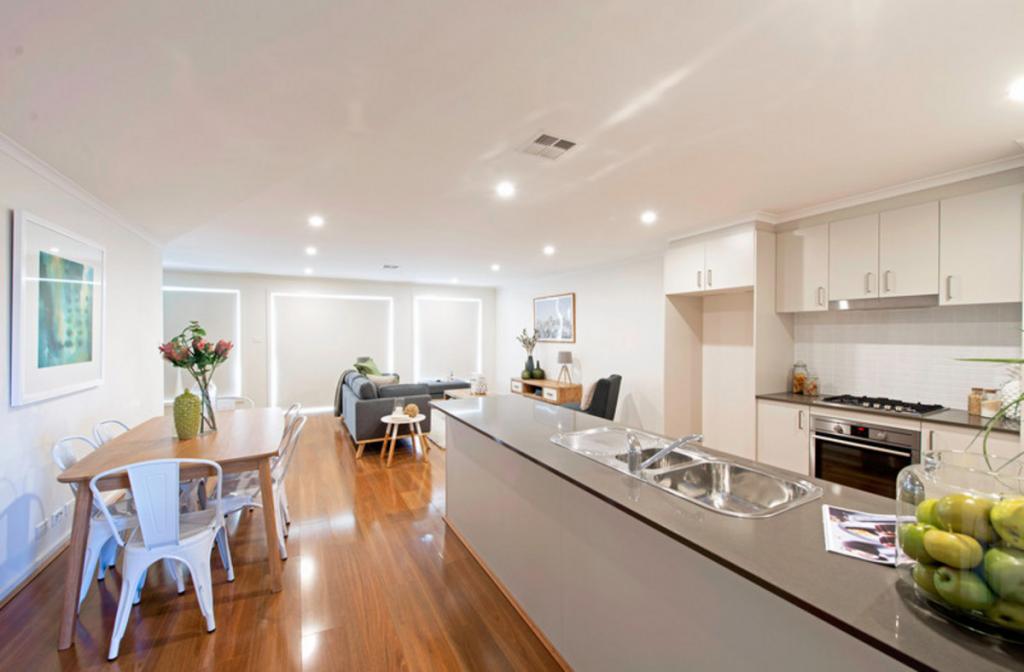 42/1 ARTHUR BLAKELEY WAY, COOMBS, ACT 2611