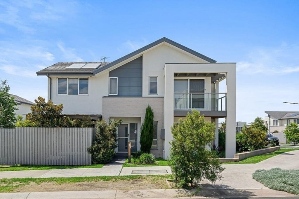 9 Boniwell Rd, Moorebank, NSW 2170